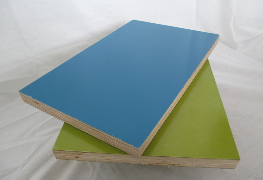 TECON-Form Plas-film Board is made from plywood and then lined with water-proof PP film, thus prolongs service life greatly.
